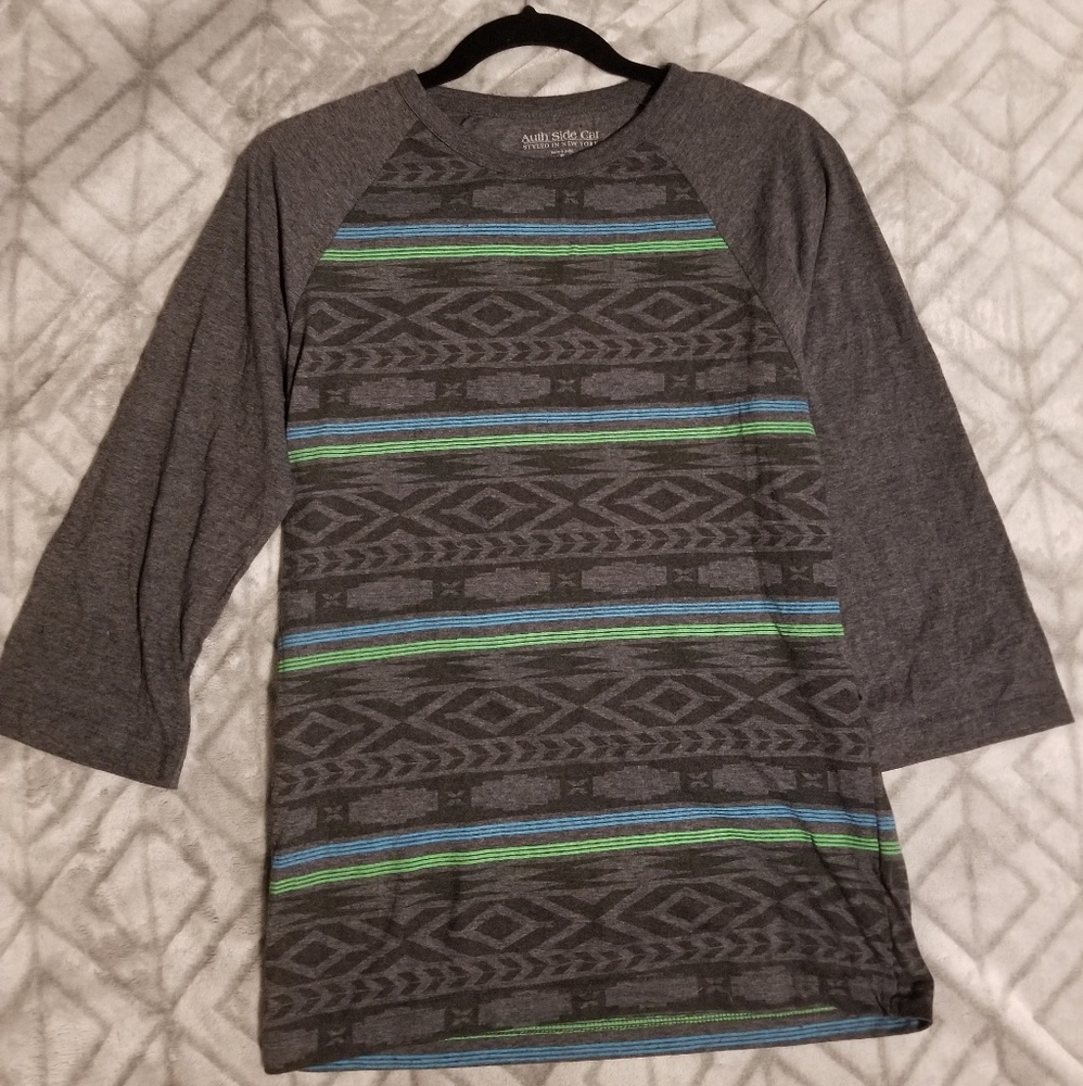 Aztec patterned baseball T